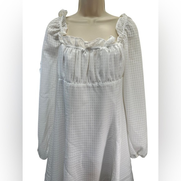 C/MEO Collective Perfect Part White Ruffled Long Sleeve Mini Dress - Picture 8 of 12